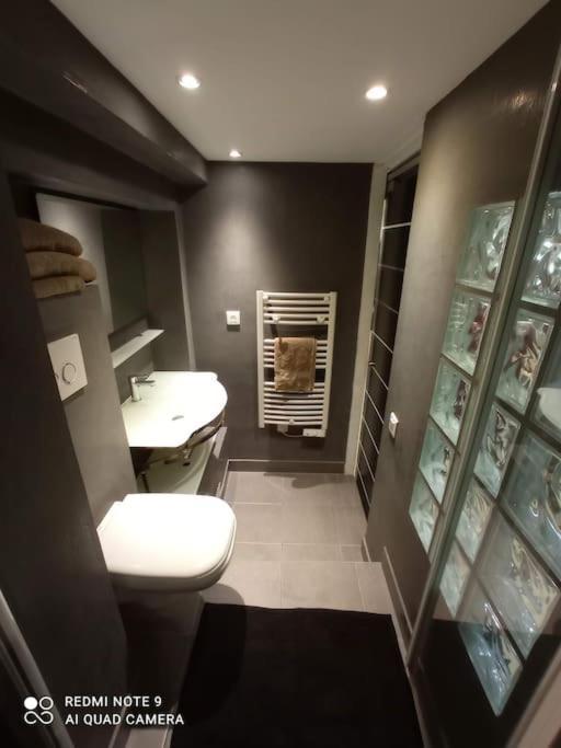 Apartamento Charming And Modern Cave In The Heart Of The Port Niza Exterior foto